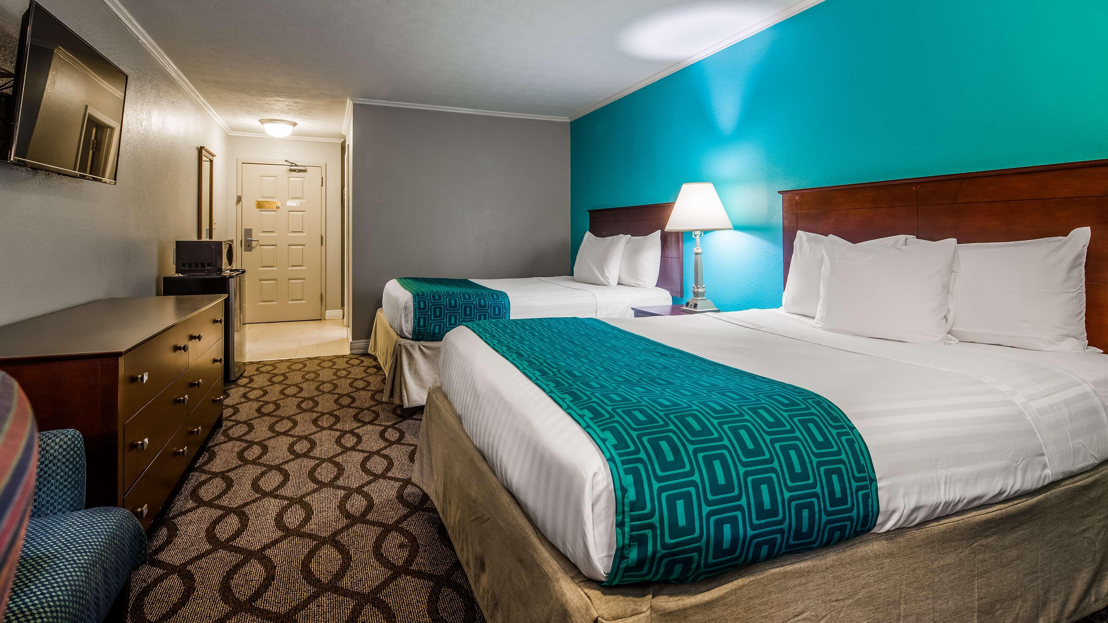 Red Roof Inn & Suites Lexington - Hamburg Екстериор снимка