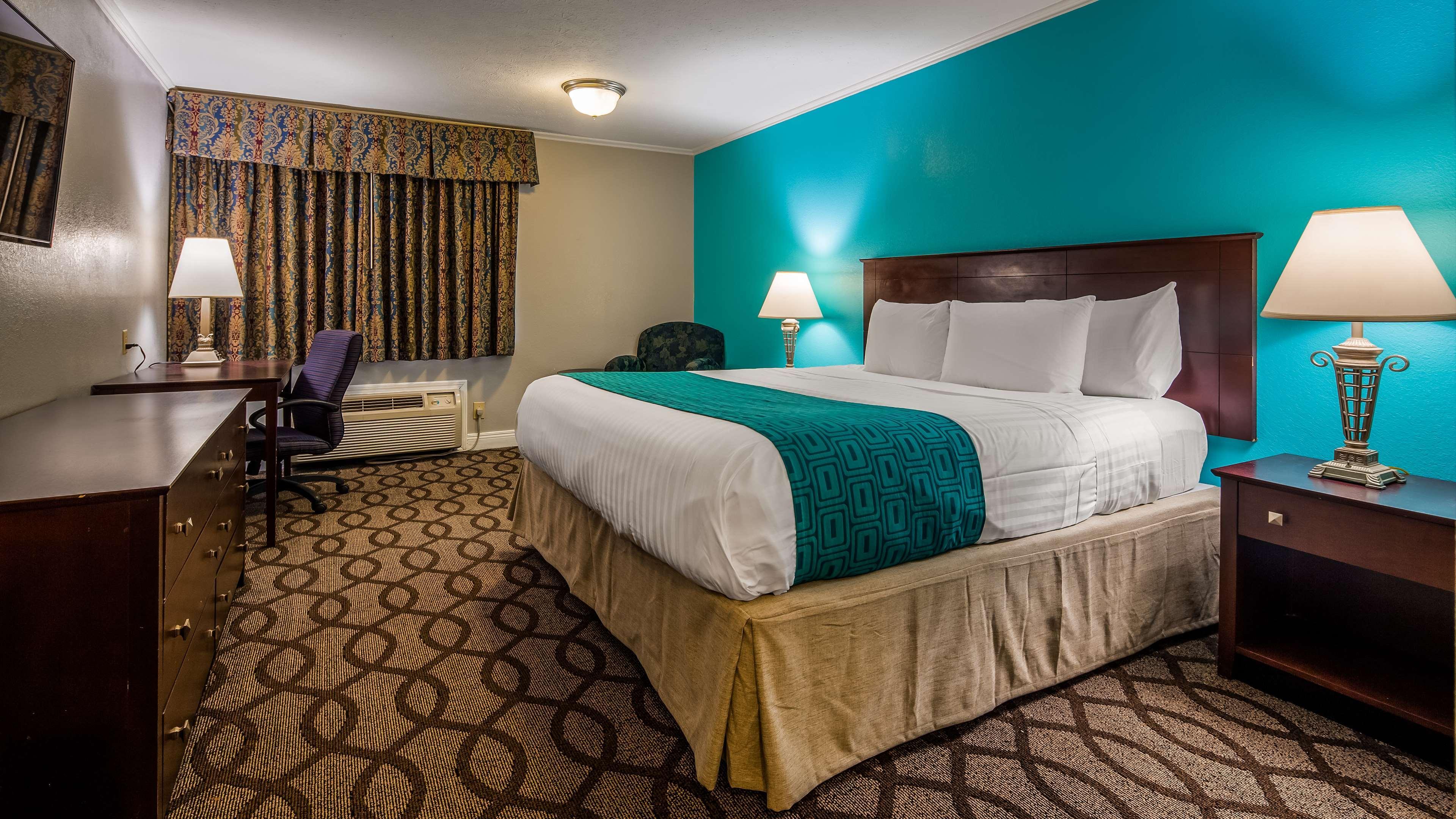 Red Roof Inn & Suites Lexington - Hamburg Екстериор снимка