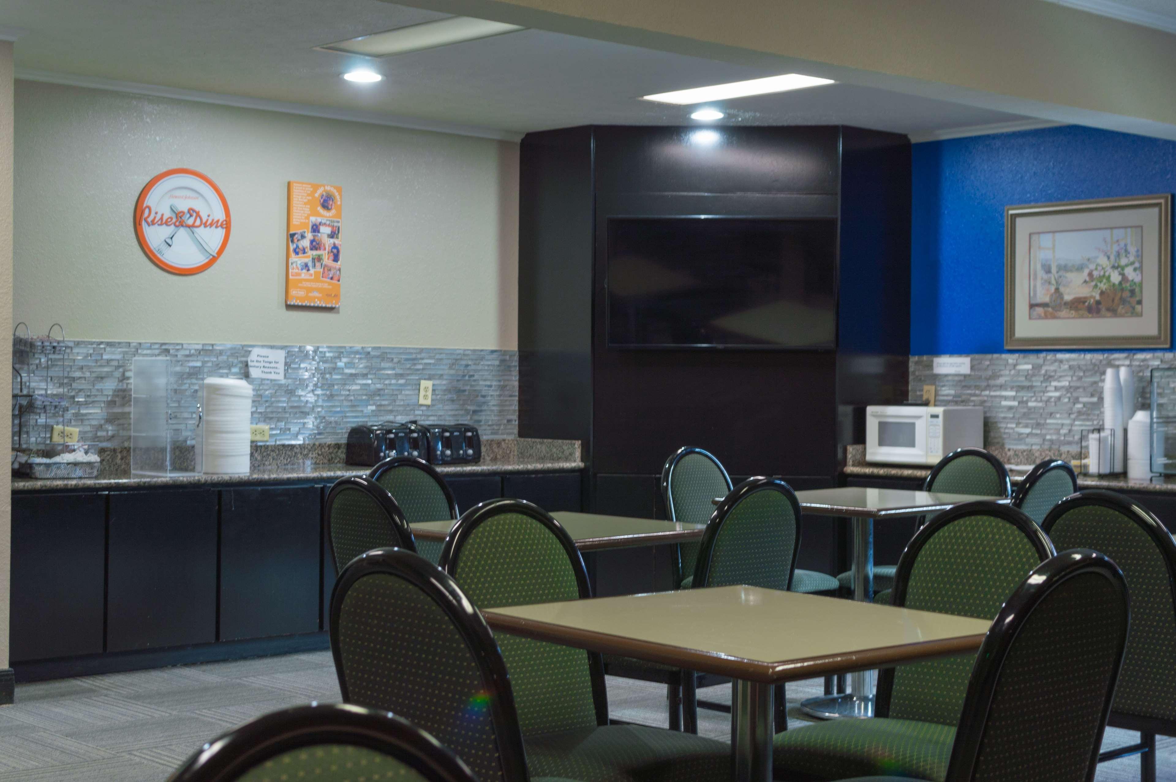 Red Roof Inn & Suites Lexington - Hamburg Екстериор снимка