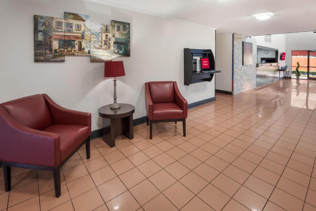 Red Roof Inn & Suites Lexington - Hamburg Екстериор снимка