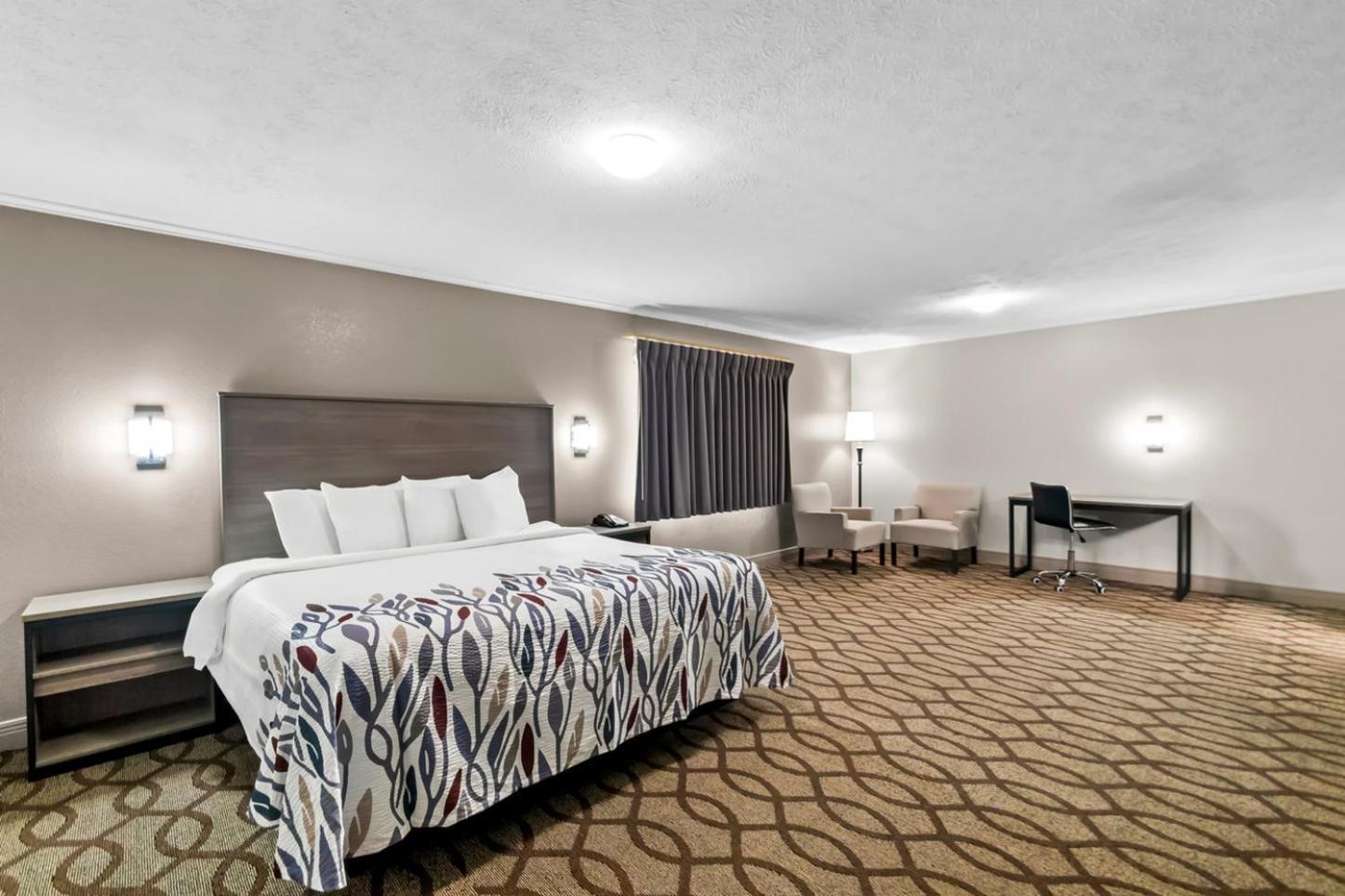 Red Roof Inn & Suites Lexington - Hamburg Екстериор снимка