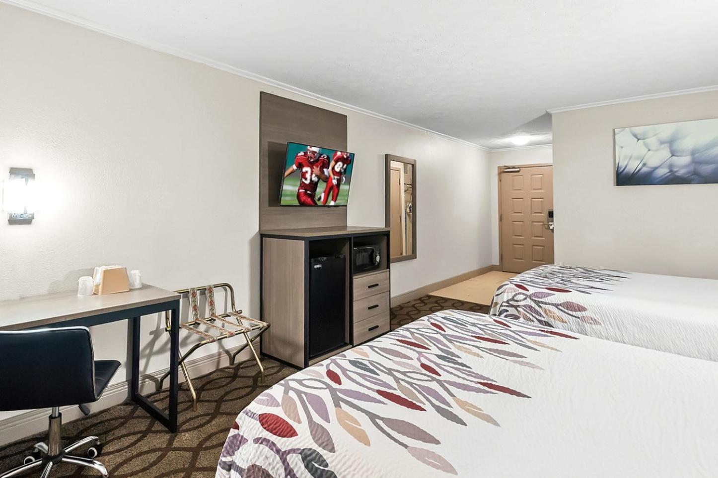 Red Roof Inn & Suites Lexington - Hamburg Екстериор снимка